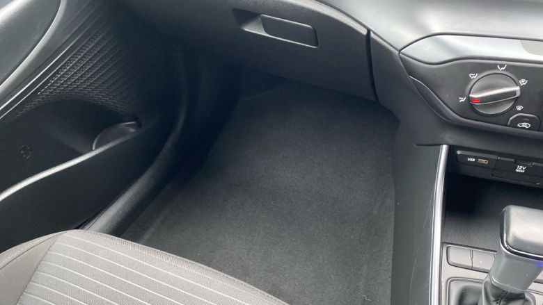 Hyundai i20 1.0T GDi 48V MHD SE Connect 5dr DCT Petrol Hatchback